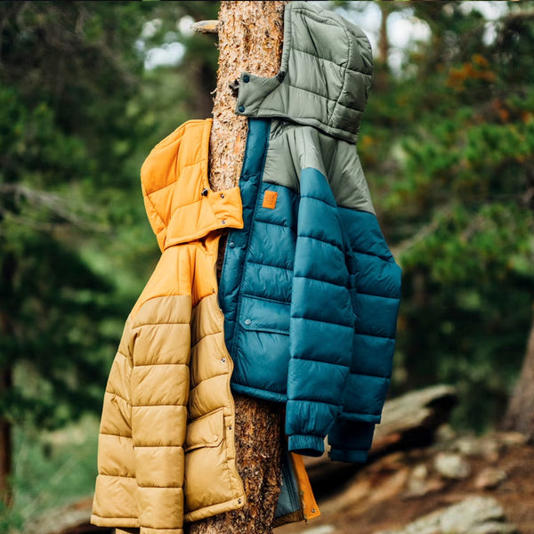 DOUDOUNE A CAPUCHE "RETRO RIDGE PUFFER" - POND BLUE/BEETLE